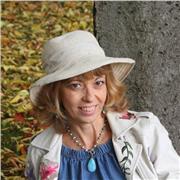 Insegnante con esperienza ventennale impartisce lezioni per scuola primaria e secondaria di primo grado. Anche lezioni di inglese